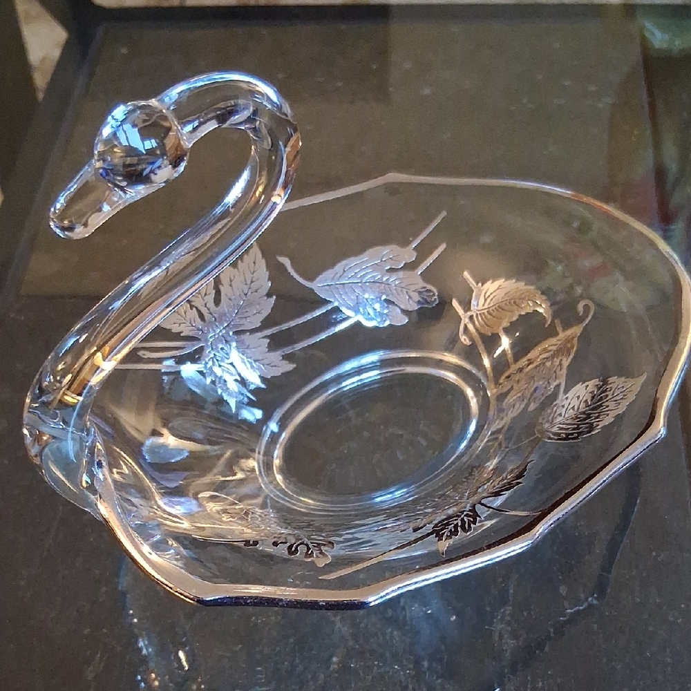 SILVER OVERLAY GLASS SWAN TRINKET BOWL